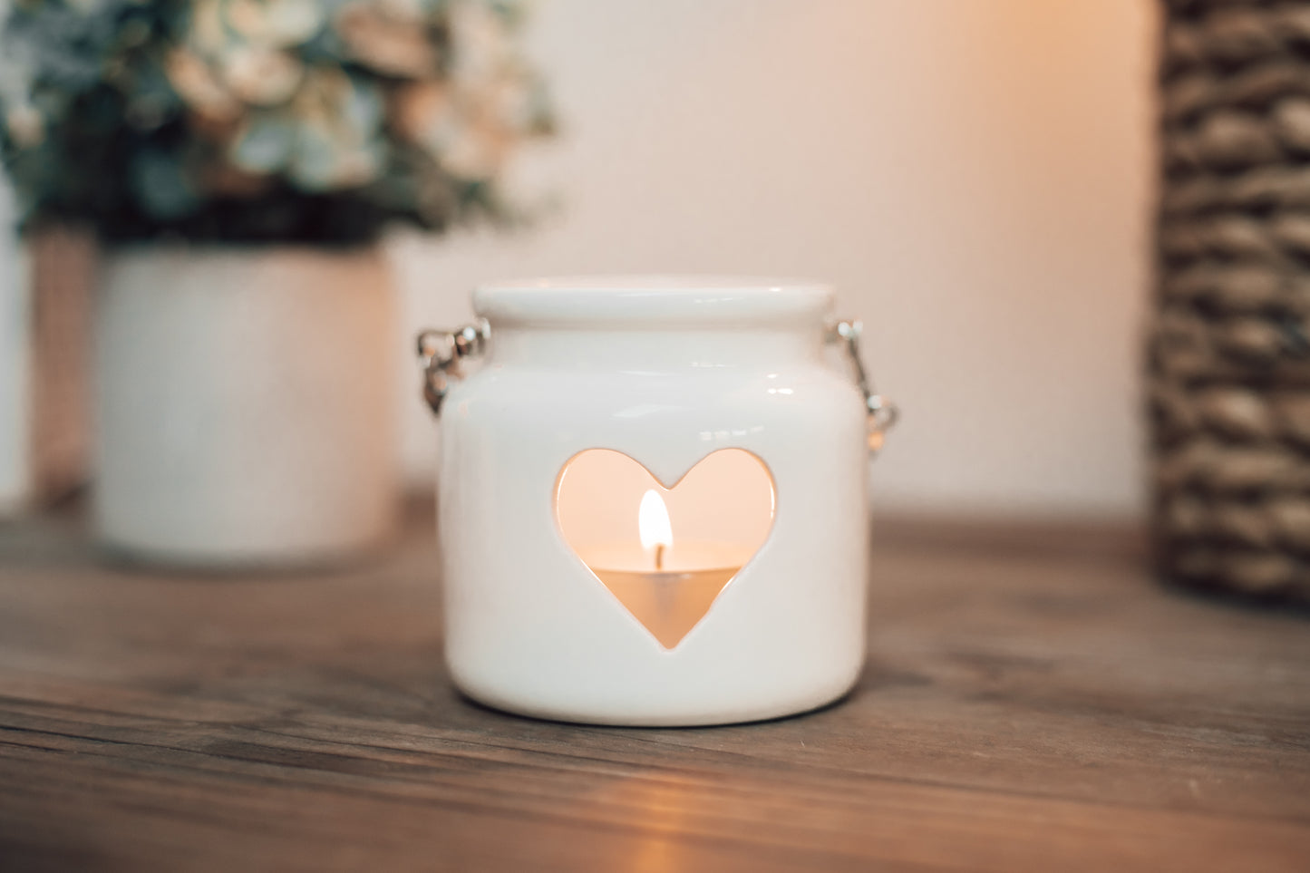 Jar t-light holder