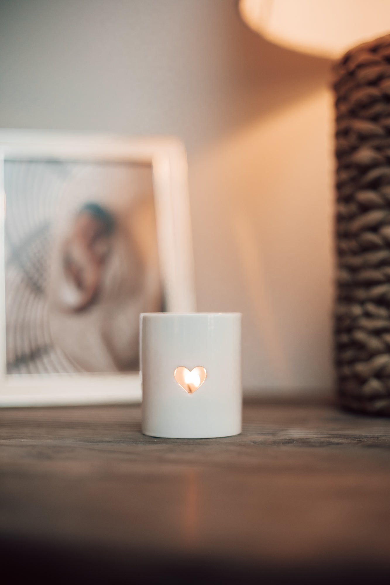 Small white heart t-light holder