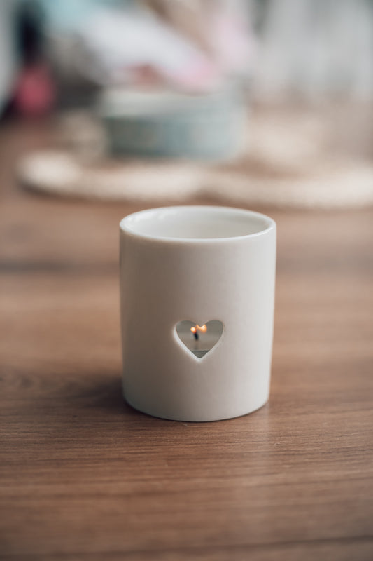 Small white heart t-light holder